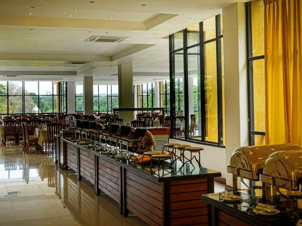 Hotel Oak Ray Regency à Kandy 5*,  Sri Lanka